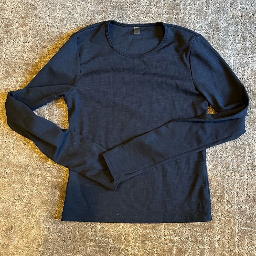 NWOT Beyond Yoga Featherweight Your Fit Long Sleeve Top Spacedye Black